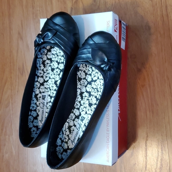 American Eagle By Payless Shoes - American Eagle Flats NWT